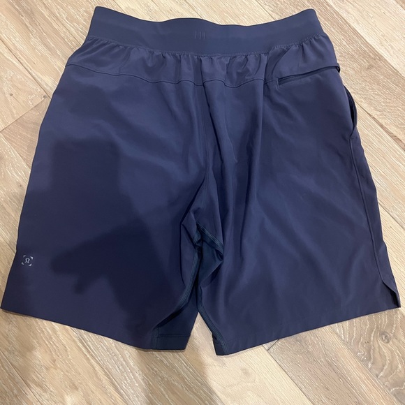 Lululemon T.H.E. Linerless short - Picture 2 of 3